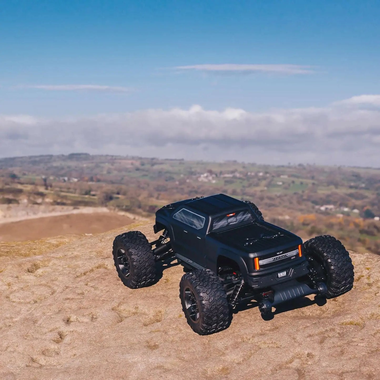 ARRMA 1/10 BIG ROCK 4X4 V3 3S BLX Brushless Monster RC Truck RTR (Transmitter and Receiver Included, Batteries and Charger Required)