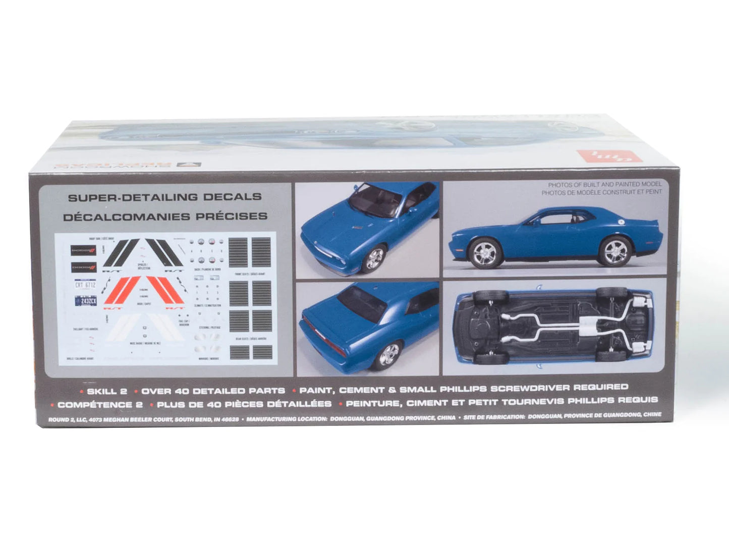 2009 Dodge Challenger R/T 1/25 Scale Plastic Model Kit by AMT