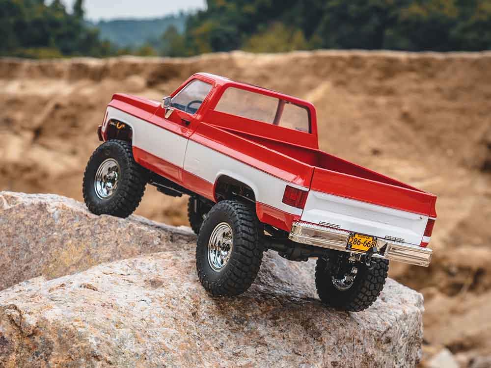 New Fms 1:18 Fcx18 Chevrolet K10 Pickup Remote Control Model Simulation Climbing Four-wheel Drive Truck