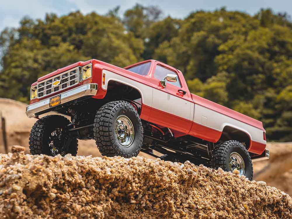 New Fms 1:18 Fcx18 Chevrolet K10 Pickup Remote Control Model Simulation Climbing Four-wheel Drive Truck