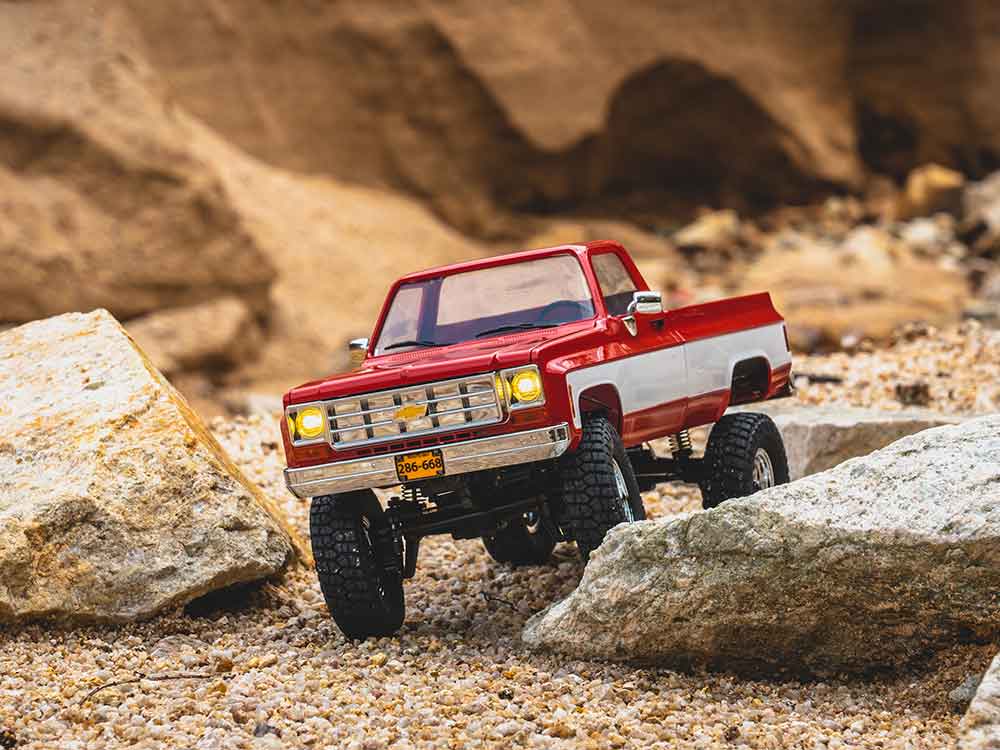 New Fms 1:18 Fcx18 Chevrolet K10 Pickup Remote Control Model Simulation Climbing Four-wheel Drive Truck